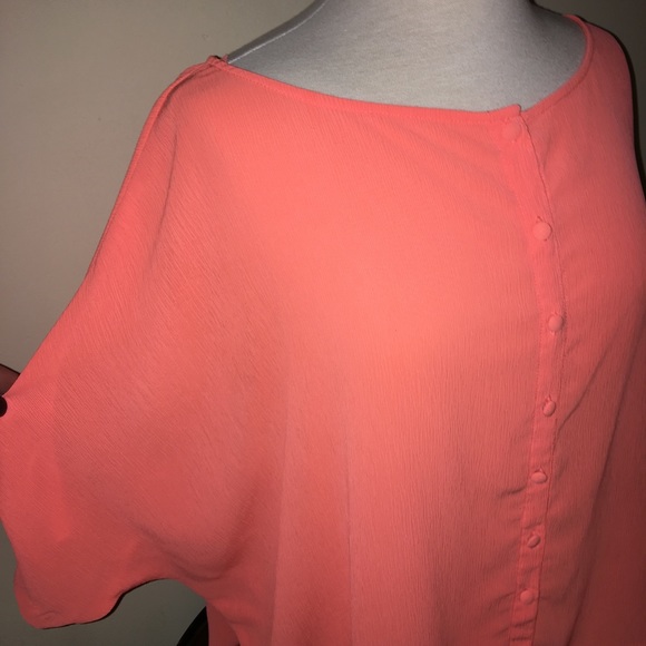 Coral Blouse - Picture 2 of 3